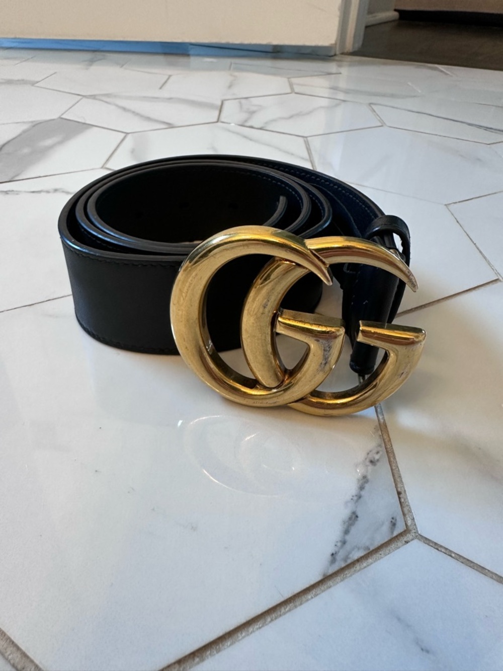 Gucci Black Leather Belt with Gold Double G Buckle